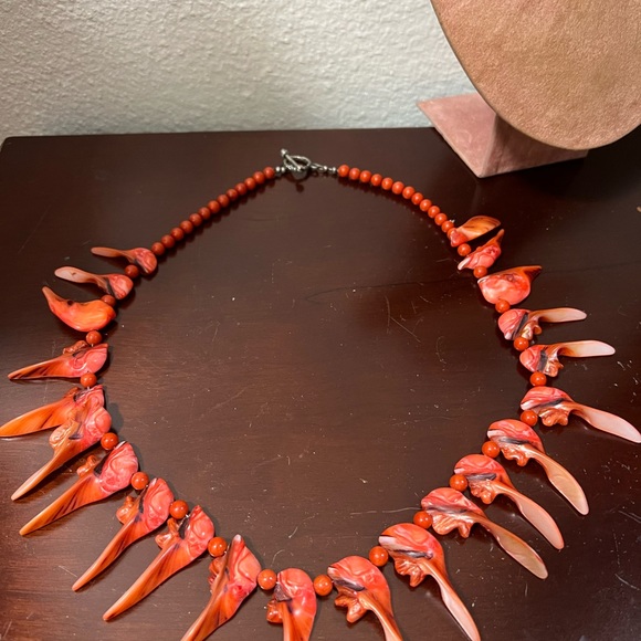 Coral necklace - Picture 1 of 3